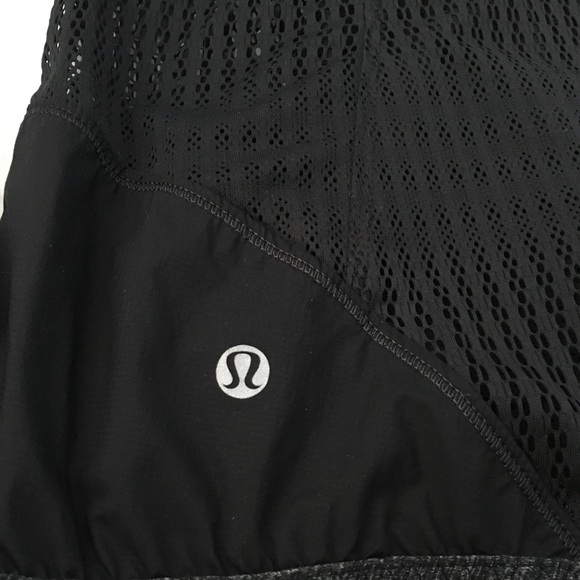 Lululemon Mesh Back Full Zip light weight Women’s Black Jacket Size 4 - Picture 10 of 10
